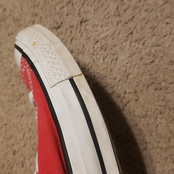 Classic mens red & white Converse All Star sneakers. Mens sz 10, Women's 12. - Picture 11 of 13